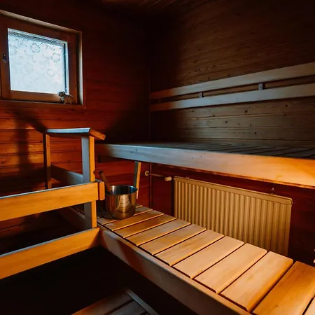 Spacious Two-room With Sauna And Private Parking Space Lägenhet Villmanstrand